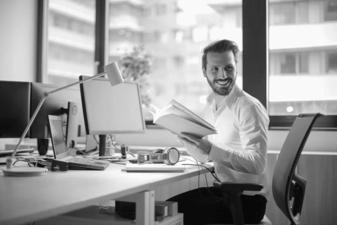 Sesión grupal de trabajo sobre nóminas y fiscalidad en brisa-numeros